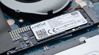 Crucial MX300 1TB, M.2