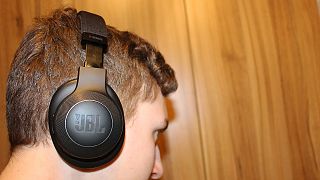 JBL E55BT
