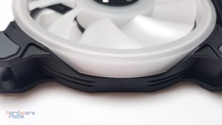 Thermaltake Riing Quad 14 RGB Radiator Fan TT Premium Edition Fan 3er Pack - 8.jpg