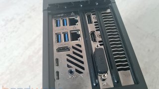 Intel NUC 9 Extreme Ghost Canyon Anschlüsse