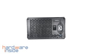 corsair_rm850x_hinten (1).jpg