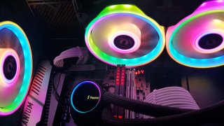 Thermaltake Riing Quad 14 RGB Radiator Fan TT Premium Edition Fan 3er Pack - 0.jpg
