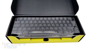 Corsair K65 RGB Mini - 16.jpg