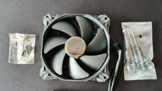 asus rog strix xf120_5.jpg