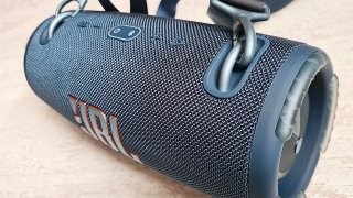 JBL Extreme III Aussenansicht