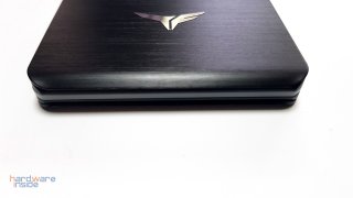 Teamgroup T-Force Treasure Touch RGB SSD - 9.jpg