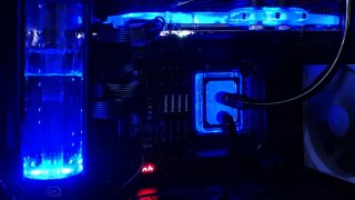 Alphacool Eisbecher Aurora D5 - Einleitung.jpg