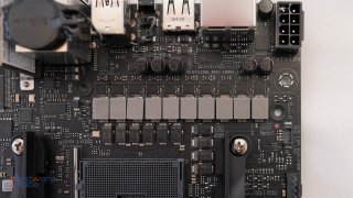 asus-rog-strix-b550i-vrm.JPG