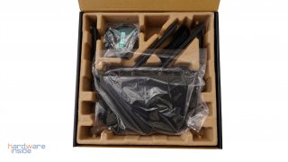asus-tuf-gaming-ax5400-verpackung-innen-2.JPG