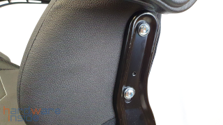 snakebyte-gamingseat_evo-schrauben_links.png
