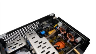 coolermaster-v650-sfx-gold-zerlegt-2.JPG