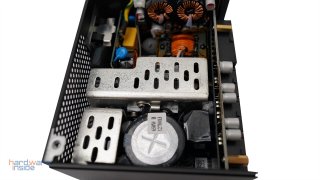 coolermaster-v650-sfx-gold-zerlegt-4.JPG