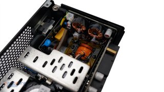 coolermaster-v650-sfx-gold-zerlegt-5.JPG