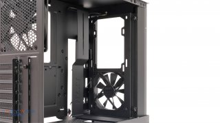 nzxt-h510-flow-innen-detail-2.JPG