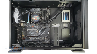 inwin_n515_mainboard_kuehlkoerper_ssds.png