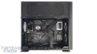 inwin_n515_mainboard_wasserkuehlung_ssds_luefter.png