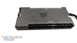 CORSAIR - iCUE COMMANDER CORE XT - 7.jpg