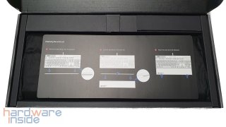 asus-rog-strix-flare-ii-animate-verpackung-schwarz-offen.jpg
