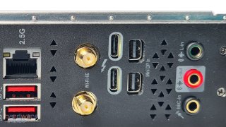 msi meg z690i unify_13.jpg