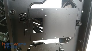 inwin-a5-hdd-mount.jpg