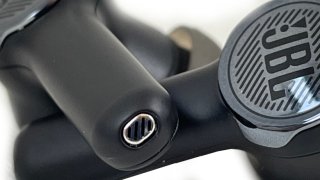 JBL Quantum TWS_10