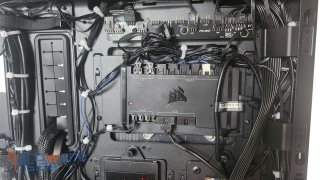 lian-li-lancool-216-einbau-commander.jpg