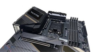 BIOSTAR_Z790_VALKYRIE_8.jpg