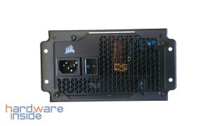 thermaltake-tower-200-netzteil-vorbereitet.jpg
