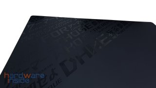 rog-moonstone-ace-l-unterseite-silikon-2.jpg
