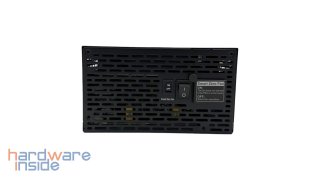 Thermaltake TOUGHPOWER GF3 - 1000W - 11.jpg