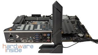 asus-tuf-x870-plus-wifi-mainboard-wifi-antenne.jpg