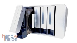 TerraMaster F4-424 Pro feat D4-300 - 1.jpg