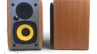 Edifier R1010BT