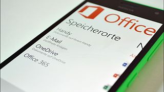 Nokia Lumia 735 Smartphone