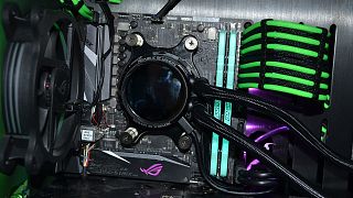 ROG RYUO 240