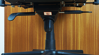 Noblechairs HERO (16)