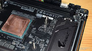 ID-Cooling 6 AURAFLOW X Montage