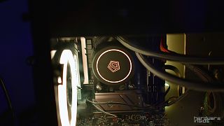 ID-Cooling 1 AURAFLOW X Montage