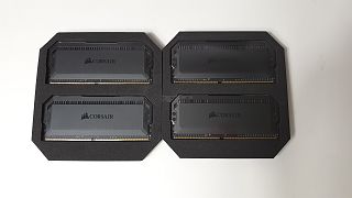 Verpackung 4 CORSAIR DOMINATOR PLATINUM RGB