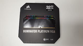 Verpackung CORSAIR DOMINATOR PLATINUM RGB