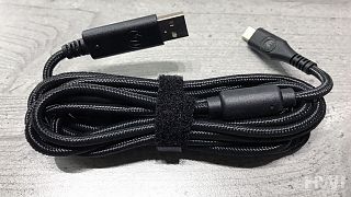Nacon_revolution_unlimited_usb-kabel