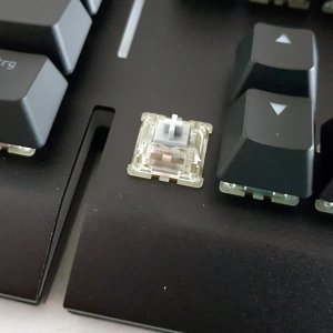 Thermaltake Level 20 RGB Gaming Keyboard - 4.jpg
