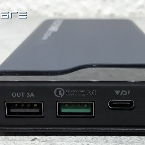 Realpower_PB-20000_anschluesse2.jpg