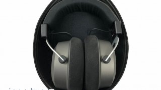 Beyerdynamic AMIRON Wireless Case mit Kopfhörer