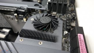 ASUS ROG STRIX X570-E Gaming 12.jpg