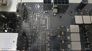 ASUS ROG STRIX X570-E Gaming 17.jpg