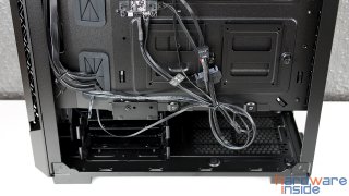iCUE_220T_RGB_11.jpg