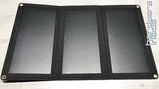 aukey_PB-P25_Solar-Panel_panel2.jpg