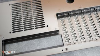 PC-T70X ATX Test Bench 012