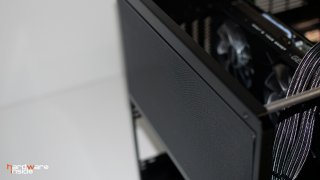 PC-T70X ATX Test Bench 020